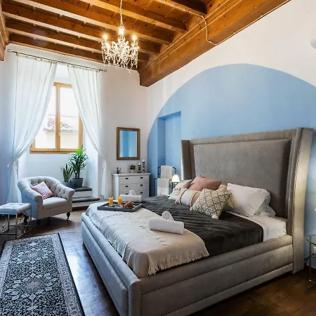 Historic Center Palace - Huge 4 Bedrooms Santa Croce Apartment - By LikehomeFlorenz Exterior foto