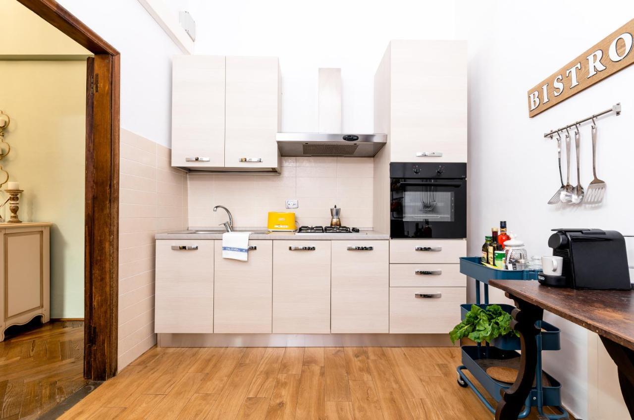 Historic Center Palace - Huge 4 Bedrooms Santa Croce - By Likehomeflorence * Florenz